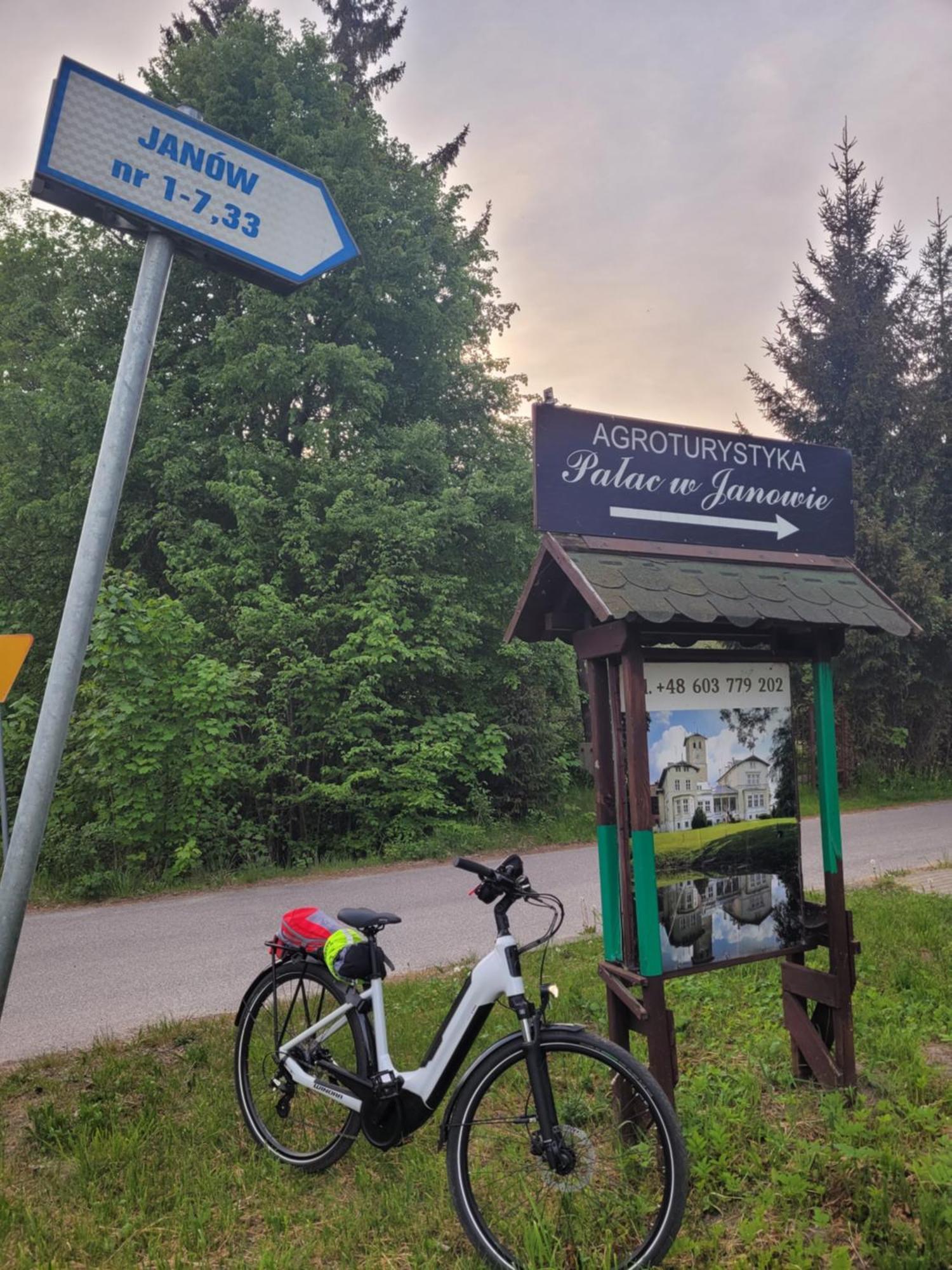 Agroturystyka "Palac W Janowie" Exteriér fotografie