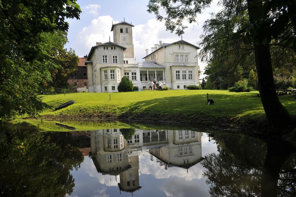 Agroturystyka "Palac W Janowie" Exteriér fotografie