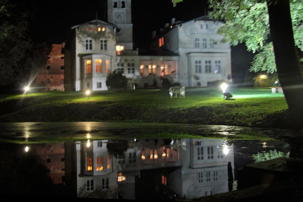 Agroturystyka "Palac W Janowie" Exteriér fotografie