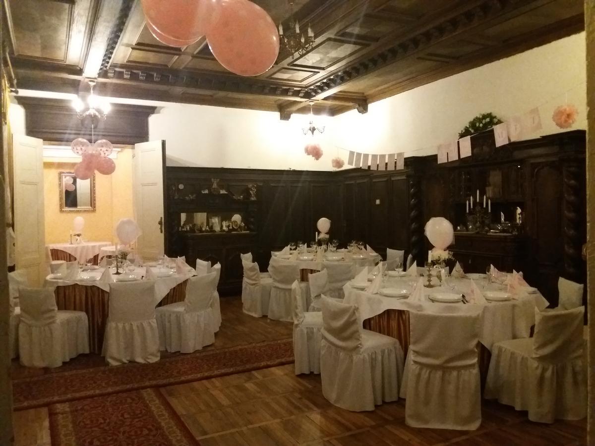 Agroturystyka "Palac W Janowie" Exteriér fotografie